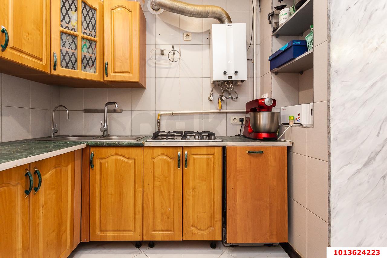 Фото №10: 3-комнатная квартира 63&nbsp;м², 1/5&nbsp;эт. - Краснодар, Западный внутригородской округ, мкр. Фестивальный, ул. имени Тургенева, 166