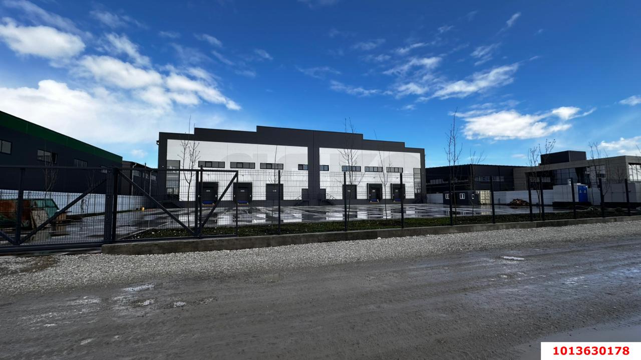 Фото №2: Коммерция 3000&nbsp;м², 1/1&nbsp;эт. - Краснодар, мкр. Карасунский внутригородской округ, ул. имени Евдокии Бершанской, 351/3