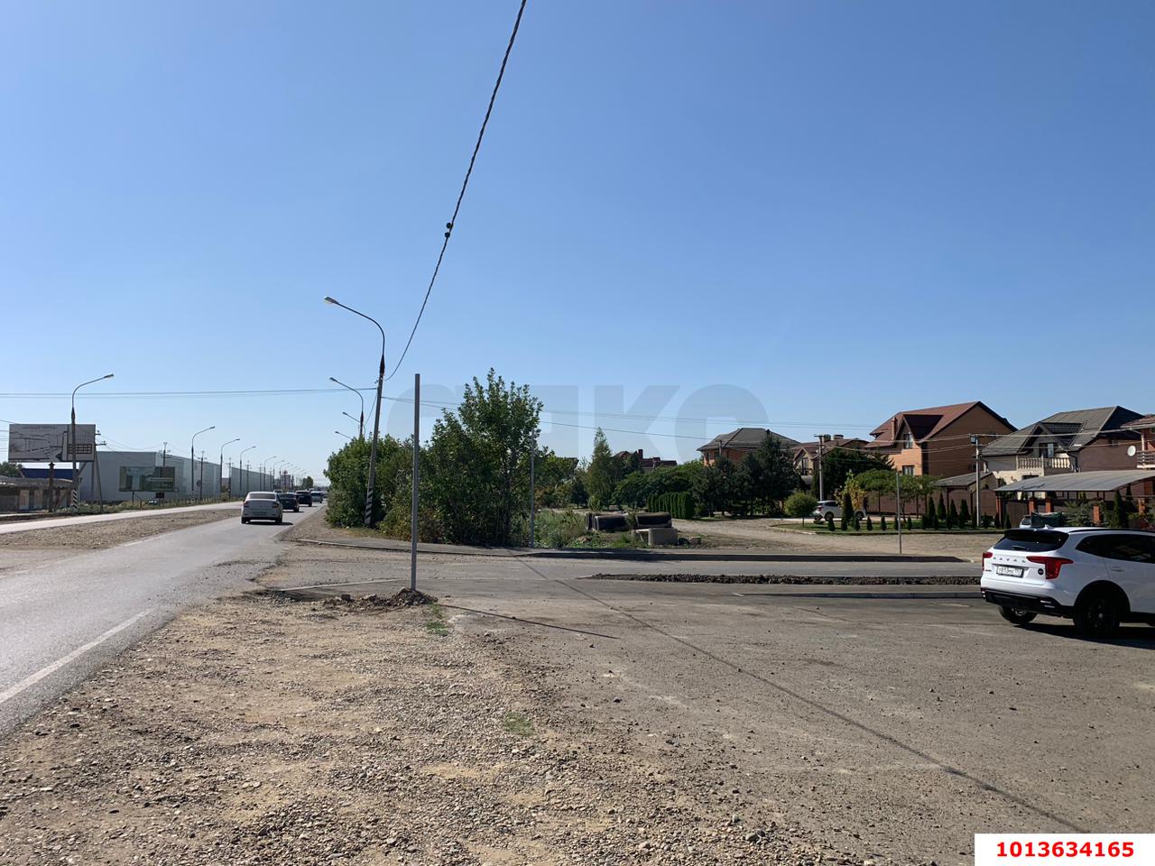 Фото №1: Торговое помещение 447&nbsp;м², 1/2&nbsp;эт. - Яблоновский, ул. Центральная