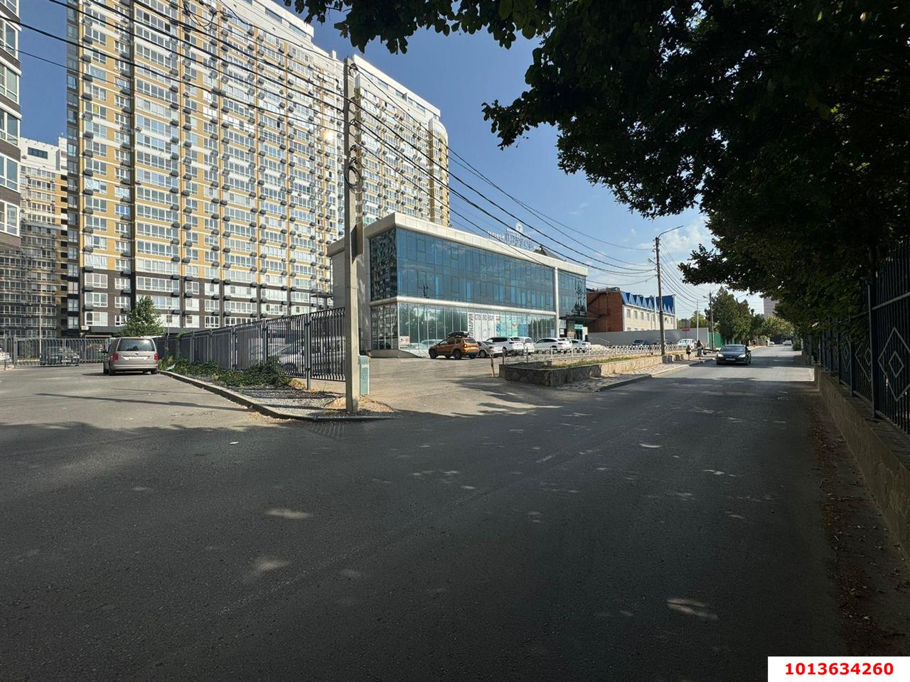 Фото №2: Отдельное здание 1428&nbsp;м², 1/3&nbsp;эт. - Краснодар, Карасунский внутригородской округ, мкр. Хлопчато-бумажный Комбинат, ул. Сормовская, 1/7