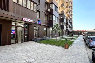 Фото №1: Торговое помещение 43 м², 1/16 эт. - Краснодар, мкр. жилой комплекс Ракурс, ул. имени Героя Ростовского, 8