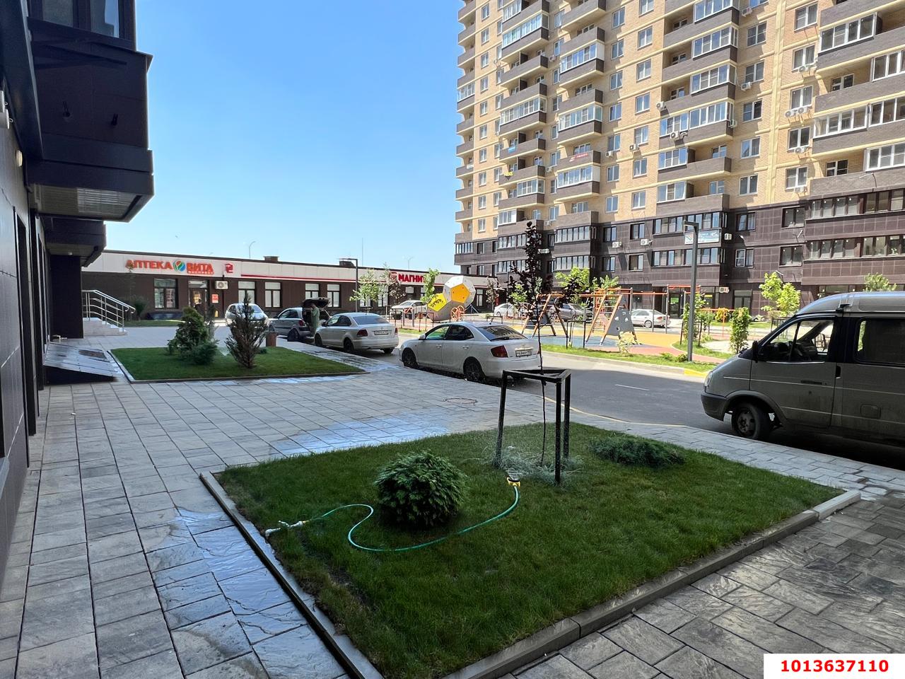 Фото №5: Торговое помещение 43&nbsp;м², 1/16&nbsp;эт. - Краснодар, Прикубанский внутригородской округ, мкр. жилой комплекс Ракурс, ул. имени Героя Ростовского, 8