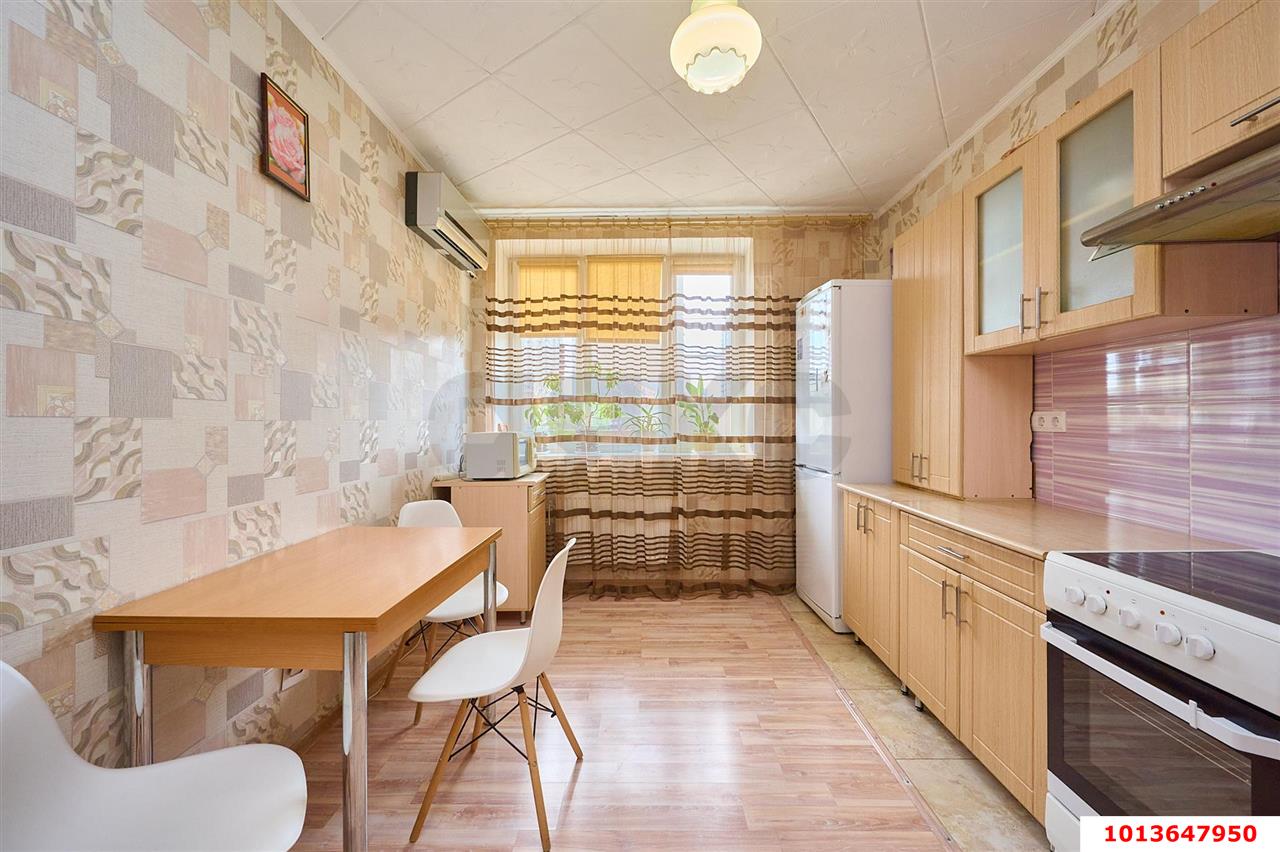 Фото №2: 2-комнатная квартира 58&nbsp;м², 1/7&nbsp;эт. - Краснодар, Прикубанский внутригородской округ, Завод Радиоизмерительных Приборов, Музыкальный, мкр. Ростовское Шоссе, ул. Жигулёвская, 15