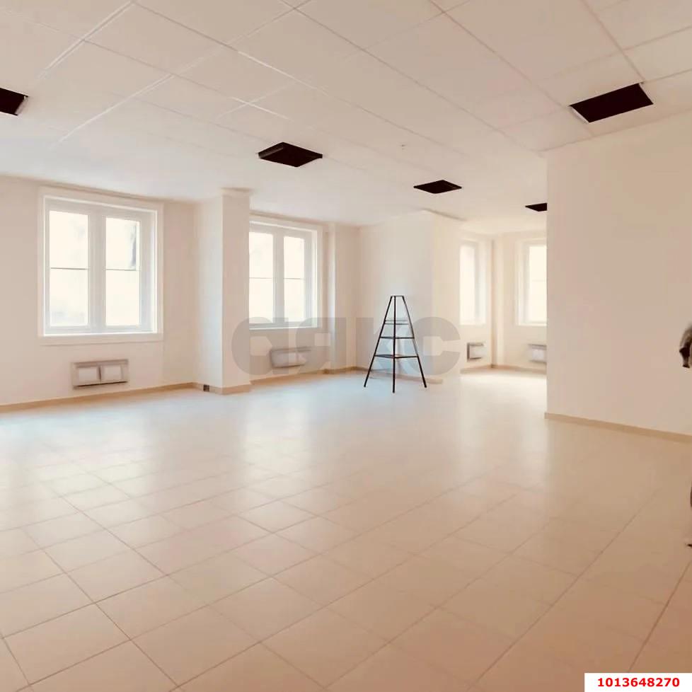 Фото №2: Торговое помещение 120&nbsp;м², 1/9&nbsp;эт. - Краснодар, Прикубанский внутригородской округ, мкр. жилой комплекс Новые Сезоны, ул. Скандинавская, 1к6