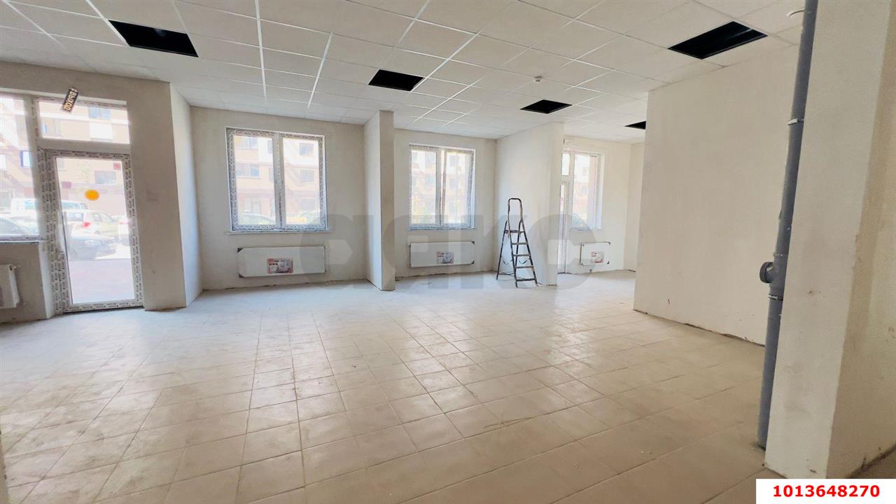 Фото №6: Торговое помещение 120&nbsp;м², 1/9&nbsp;эт. - Краснодар, Прикубанский внутригородской округ, мкр. жилой комплекс Новые Сезоны, ул. Скандинавская, 1к6