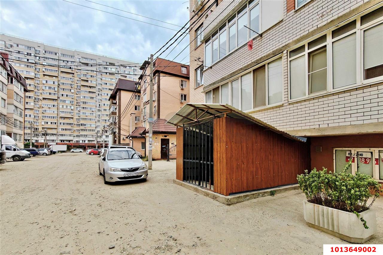 Фото №1: Торговое помещение 100&nbsp;м², 6&nbsp;эт. - Краснодар, Прикубанский внутригородской округ, мкр. Музыкальный, ул. имени Дунаевского И.И., 5
