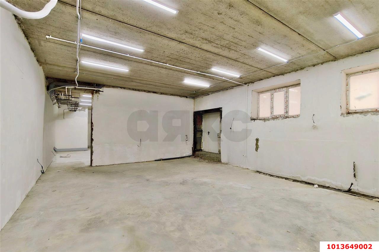 Фото №6: Торговое помещение 100&nbsp;м², 6&nbsp;эт. - Краснодар, Прикубанский внутригородской округ, мкр. Музыкальный, ул. имени Дунаевского И.И., 5