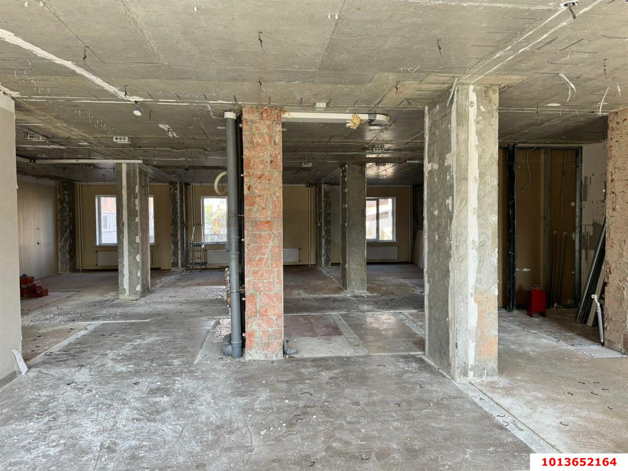 Фото №9: 3-комнатная квартира 145&nbsp;м², 2/24&nbsp;эт. - Краснодар, Западный внутригородской округ, Фестивальный, мкр. ЖК Аврора, ул. Гаражная, 67