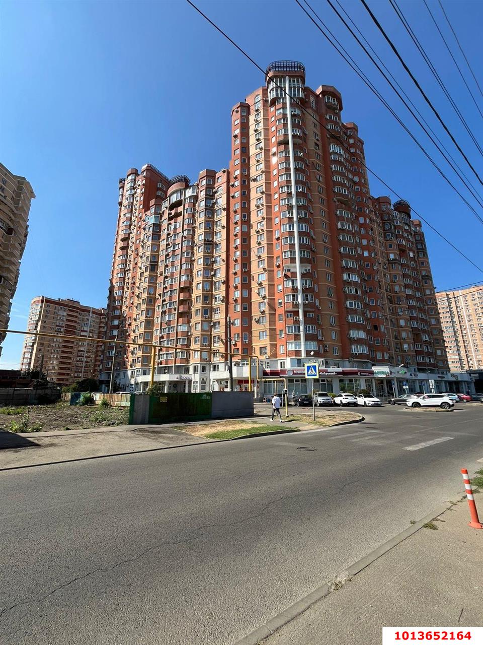 Фото №10: 3-комнатная квартира 145&nbsp;м², 2/24&nbsp;эт. - Краснодар, Западный внутригородской округ, Фестивальный, мкр. ЖК Аврора, ул. Гаражная, 67