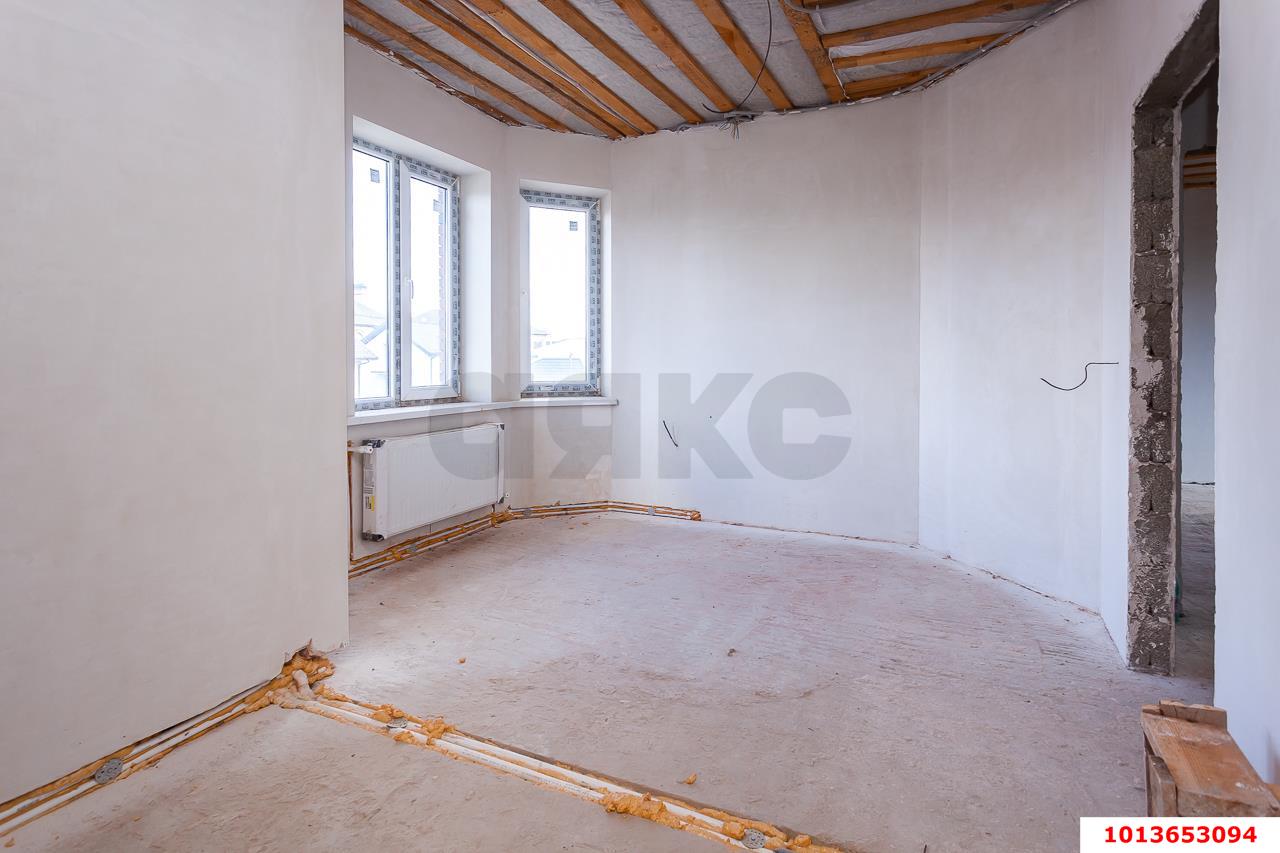 Фото №8: Дом 160&nbsp;м² + 5.6&nbsp;сот., 2&nbsp;эт. - Ленина, Карасунский внутригородской округ, мкр. СНТ Рублёвский, ул. Радужная, 59