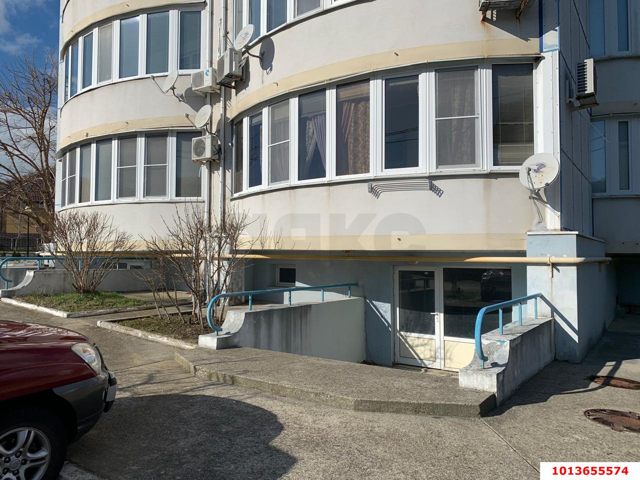 Фото №1: Торговое помещение 222&nbsp;м², -1/6&nbsp;эт. - Агой, ул. Виноградная, 8