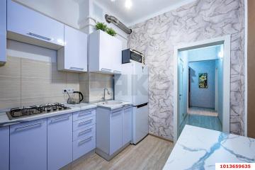 Фото №1: 3-комнатная квартира 61 м², 1/3 эт. - Краснодар, мкр. Камвольно-суконный Комбинат, пр-д 1-й Онежский, 7