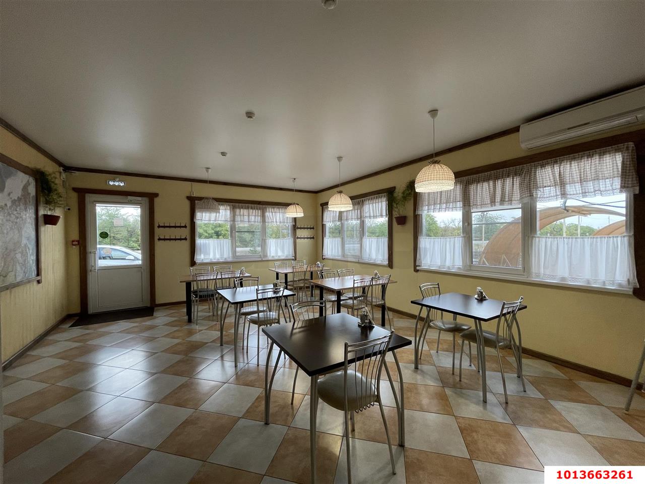 Фото №4: Отдельное здание 354&nbsp;м², 1/1&nbsp;эт. - Щербиновский, ул. Свердлова, 1