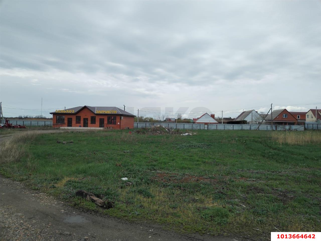 Фото №6: Торговое помещение 211&nbsp;м², 1/1&nbsp;эт. - Каневская, мкр. квартал Загребля