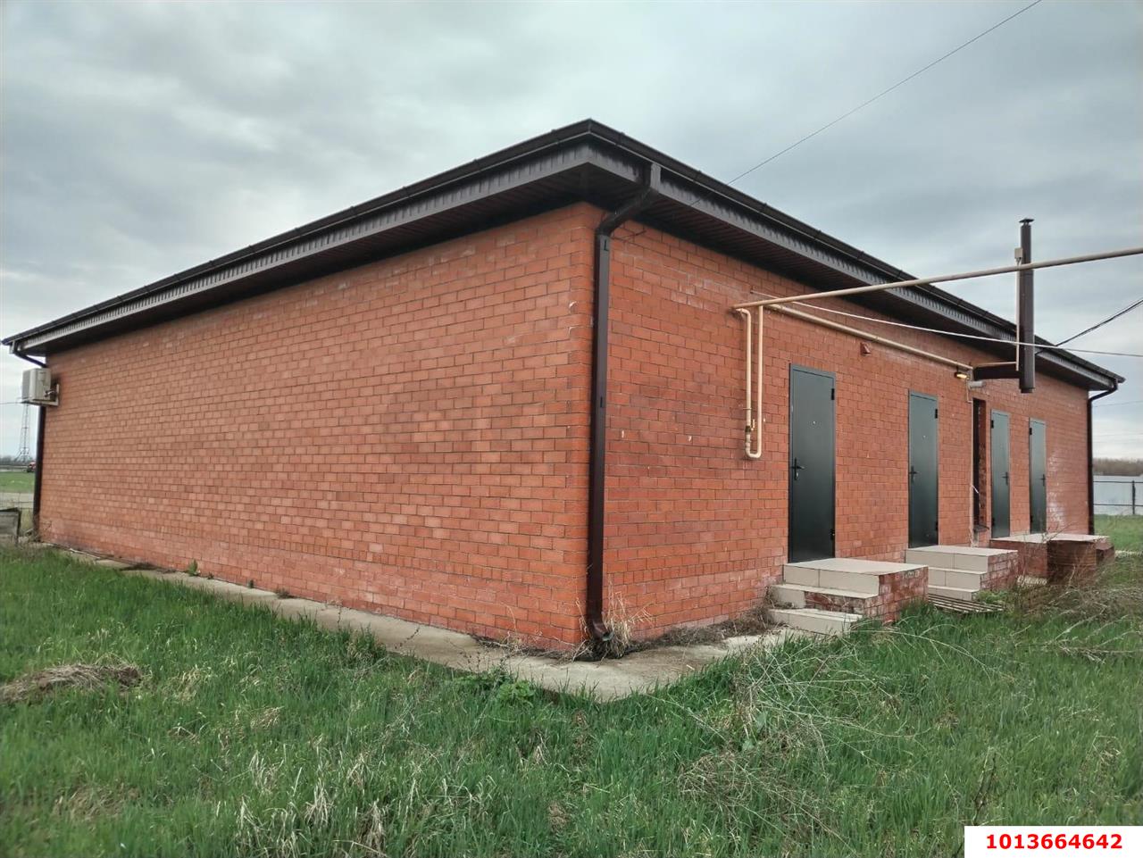 Фото №5: Торговое помещение 211&nbsp;м², 1/1&nbsp;эт. - Каневская, мкр. квартал Загребля