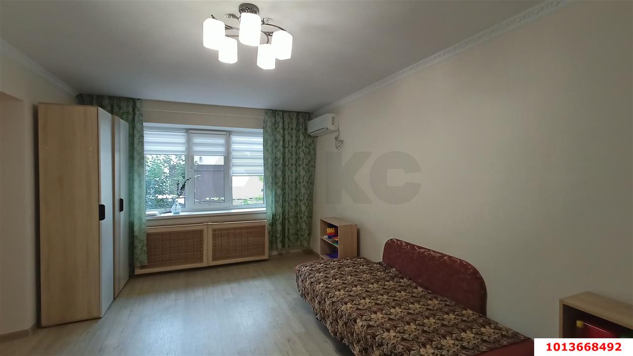 Фото №4: 3-комнатная квартира 49&nbsp;м², 1/3&nbsp;эт. - Краснодар, Западный внутригородской округ, мкр. Фестивальный, ул. Парковая, 1