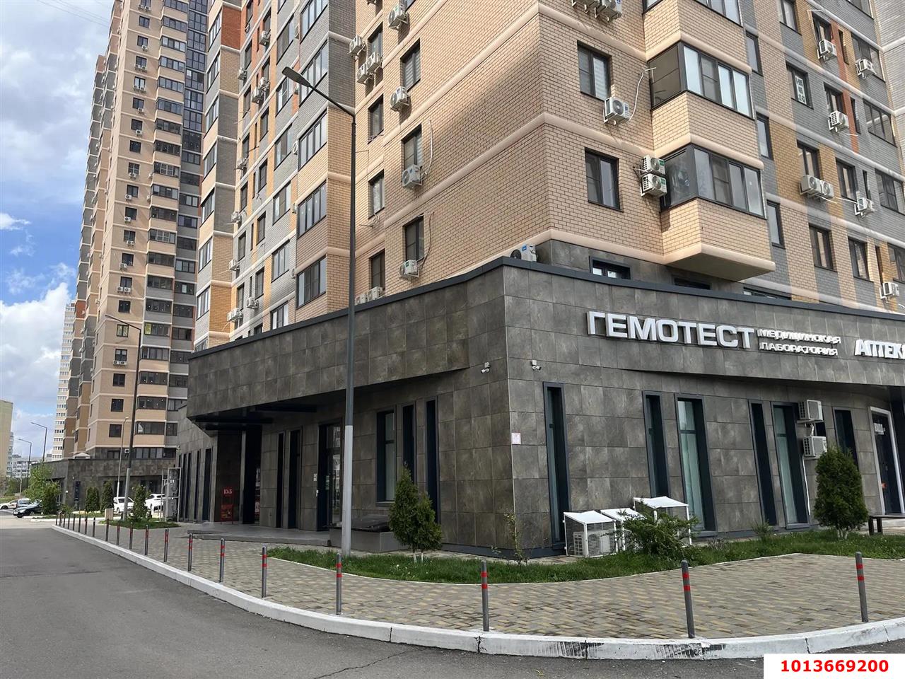 Фото №2: Торговое помещение 79&nbsp;м², 1/24&nbsp;эт. - Краснодар, Карасунский внутригородской округ, Гидростроителей, мкр. жилой комплекс Квартет, ул. Снесарева, 10к3