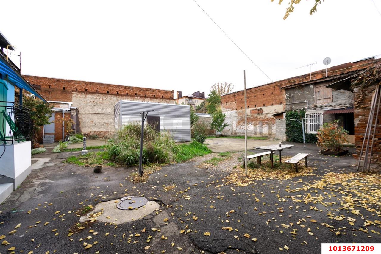 Фото №14: 2-комнатная квартира 111&nbsp;м², 1/1&nbsp;эт. - Краснодар, Центральный внутригородской округ, мкр. Центральный, ул. Пашковская, 80/1