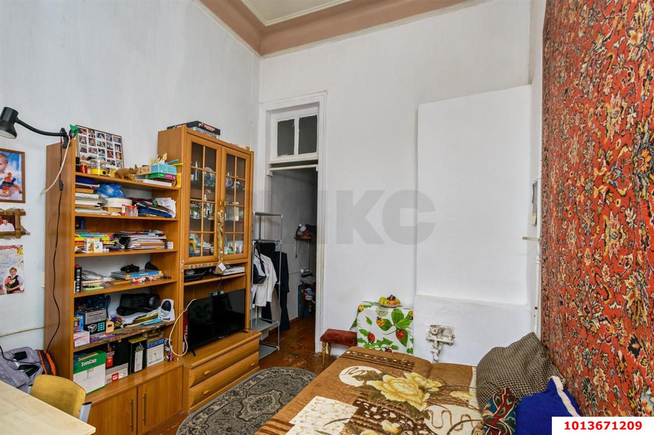 Фото №3: 2-комнатная квартира 111&nbsp;м², 1/1&nbsp;эт. - Краснодар, Центральный внутригородской округ, мкр. Центральный, ул. Пашковская, 80/1