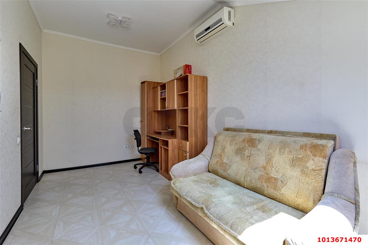 Фото №16: 3-комнатная квартира 90&nbsp;м², 4/5&nbsp;эт. - Краснодар, Прикубанский внутригородской округ, мкр. Музыкальный, ул. Агрохимическая, 90