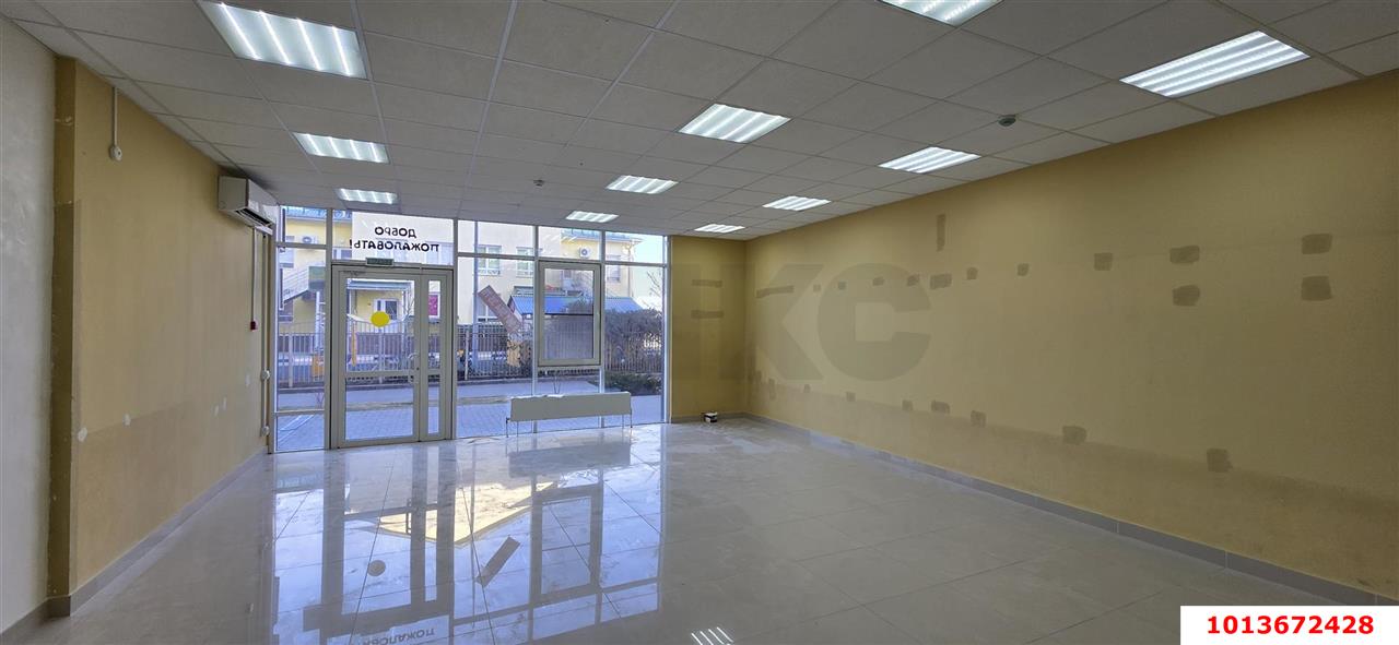 Фото №5: Торговое помещение 64&nbsp;м², 1/13&nbsp;эт. - Краснодар, Прикубанский внутригородской округ, Славянский, мкр. Светлоград, ул. Красных Партизан, 1/4к11