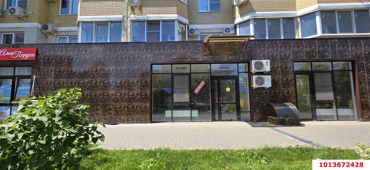 Фото №7: Торговое помещение 64&nbsp;м², 1/13&nbsp;эт. - Краснодар, Прикубанский внутригородской округ, Славянский, мкр. Светлоград, ул. Красных Партизан, 1/4к11