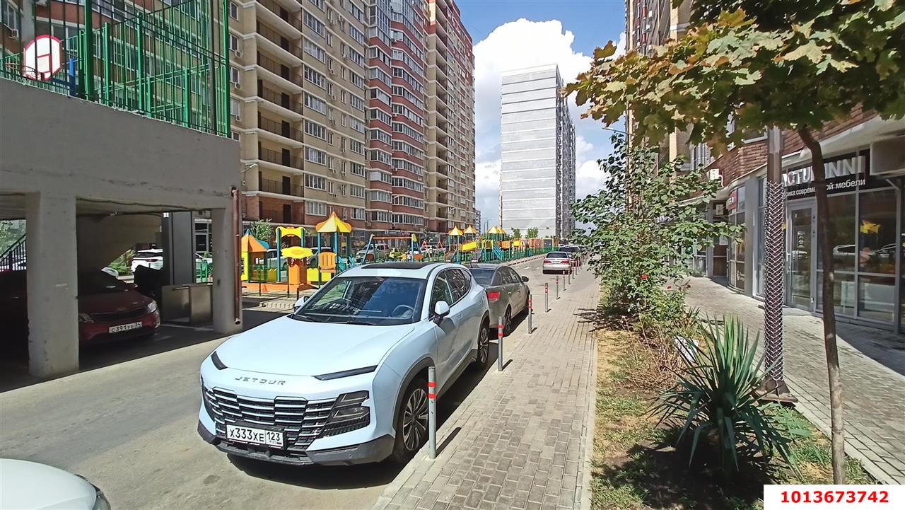Фото №9: 3-комнатная квартира 92&nbsp;м², 7/17&nbsp;эт. - Краснодар, Прикубанский внутригородской округ, имени Петра Метальникова, мкр. ЖК Времена Года 3, ул. Цезаря Куникова, 24к1