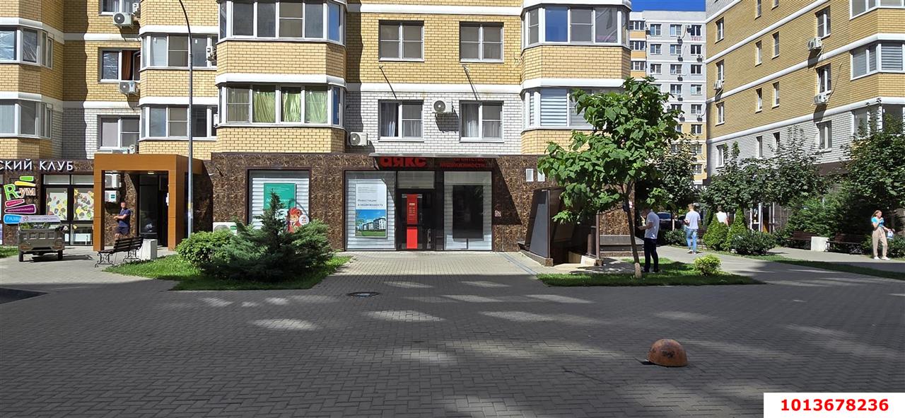 Фото №2: Торговое помещение 134&nbsp;м², 1/13&nbsp;эт. - Краснодар, Прикубанский внутригородской округ, Славянский, мкр. Светлоград, ул. Красных Партизан, 1/4к8
