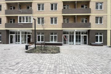Фото №1: Торговое помещение 41 м², 1/22 эт. - Краснодар, мкр. жилой комплекс Дыхание, ул. Лётчика Позднякова, 2к22