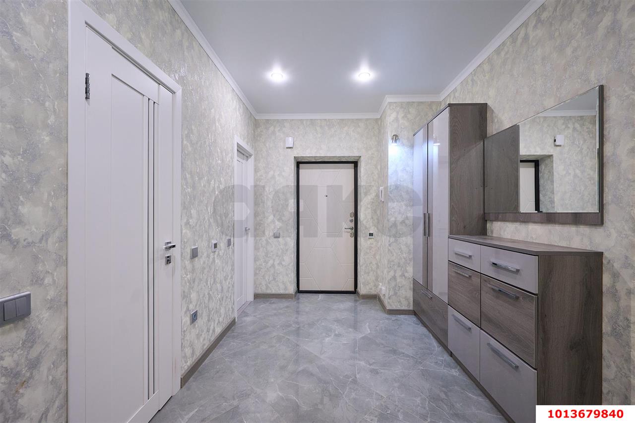 Фото №10: 3-комнатная квартира 100&nbsp;м², 2/24&nbsp;эт. - Краснодар, Прикубанский внутригородской округ, ЖК Губернский, мкр. 1-й квартал, ул. Домбайская, 61