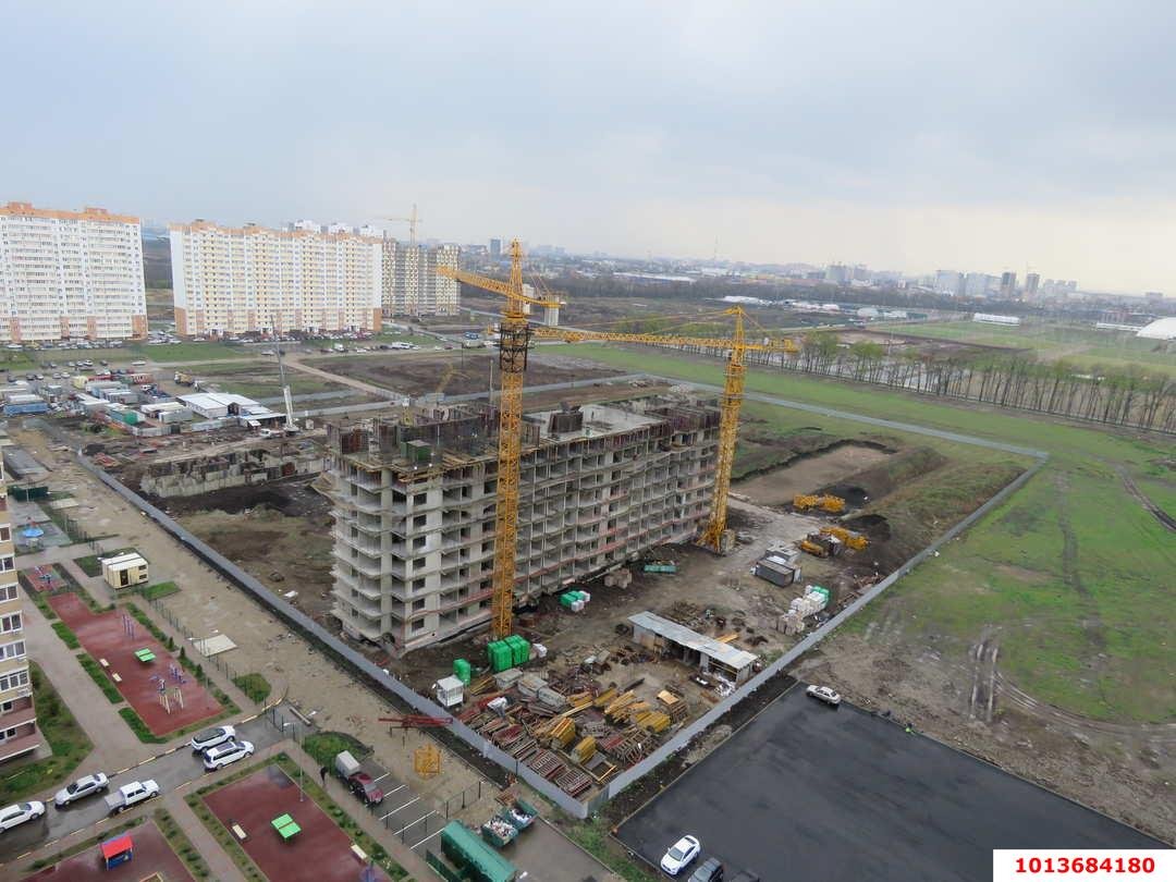Фото №8: 2-комнатная квартира 56&nbsp;м², 5/18&nbsp;эт. - Краснодар, Прикубанский внутригородской округ, мкр. жилой комплекс Народные Кварталы