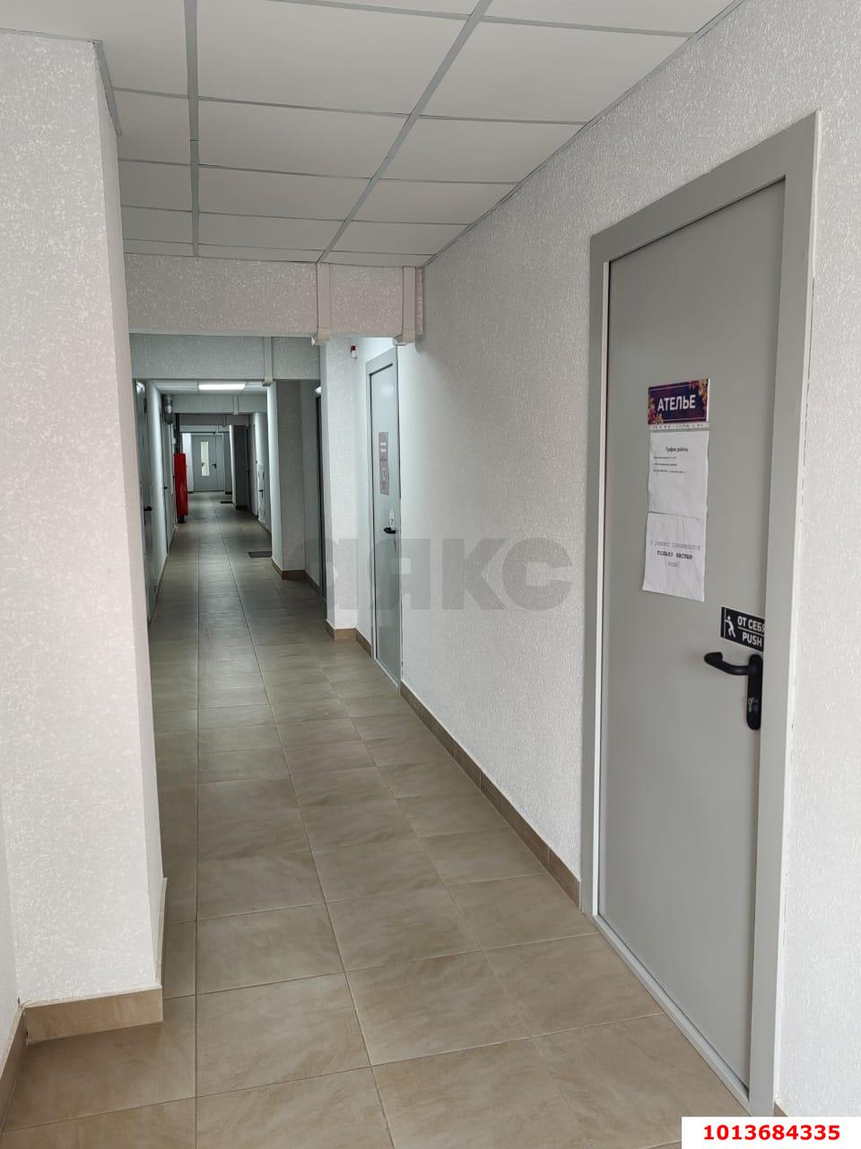 Фото №10: Офисное помещение 19&nbsp;м², 1/20&nbsp;эт. - Краснодар, Прикубанский внутригородской округ, имени Петра Метальникова, мкр. жилой комплекс Радуга, ул. Евгении Жигуленко, 7к2