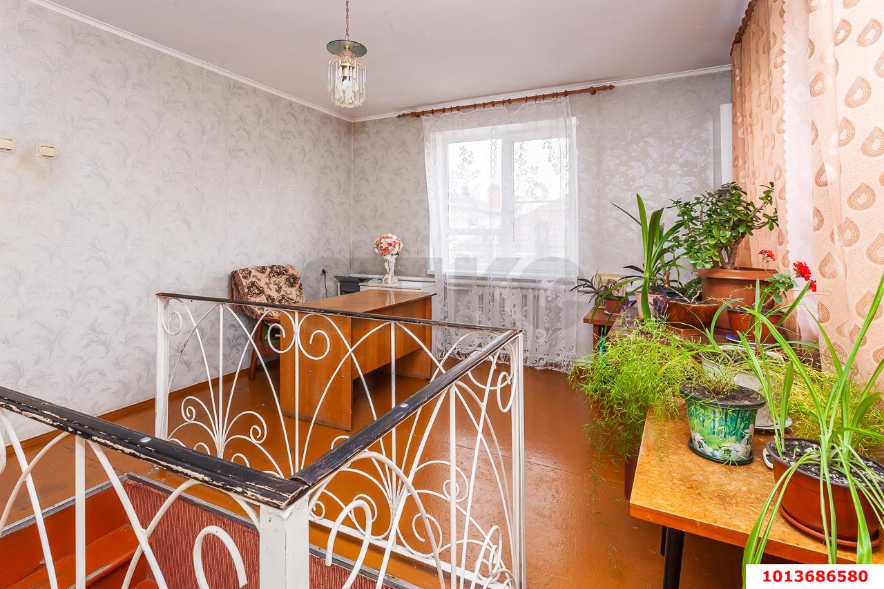 Фото №7: Дом 124&nbsp;м² + 6.36&nbsp;сот., 2&nbsp;эт. - Краснодар, Прикубанский внутригородской округ, Калинино, мкр. Завод Радиоизмерительных Приборов, ул. Каштановая, 1
