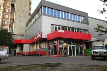 Фото №1: Торговое помещение 536 м², 3/3 эт. - Краснодар, мкр. Юбилейный, ул. 70-летия Октября, 20/3