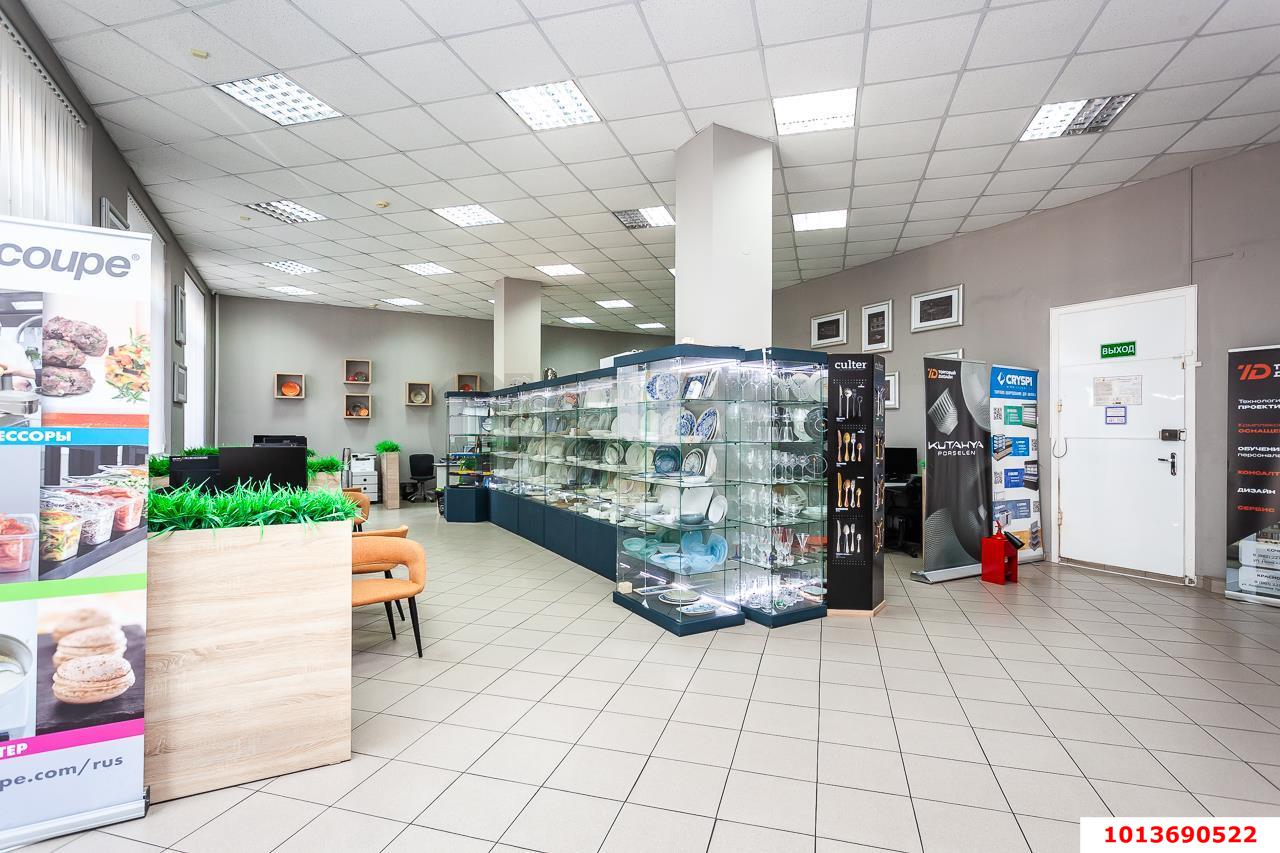 Фото №8: Торговое помещение 960&nbsp;м², 1/2&nbsp;эт. - Краснодар, Западный внутригородской округ, мкр. Сельскохозяйственный Институт, ул. Академика Трубилина, 120