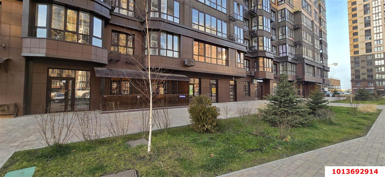 Фото №4: Торговое помещение 73&nbsp;м², 1/16&nbsp;эт. - Краснодар, Прикубанский внутригородской округ, мкр. Достояние, ул. Григория Булгакова, 7к1