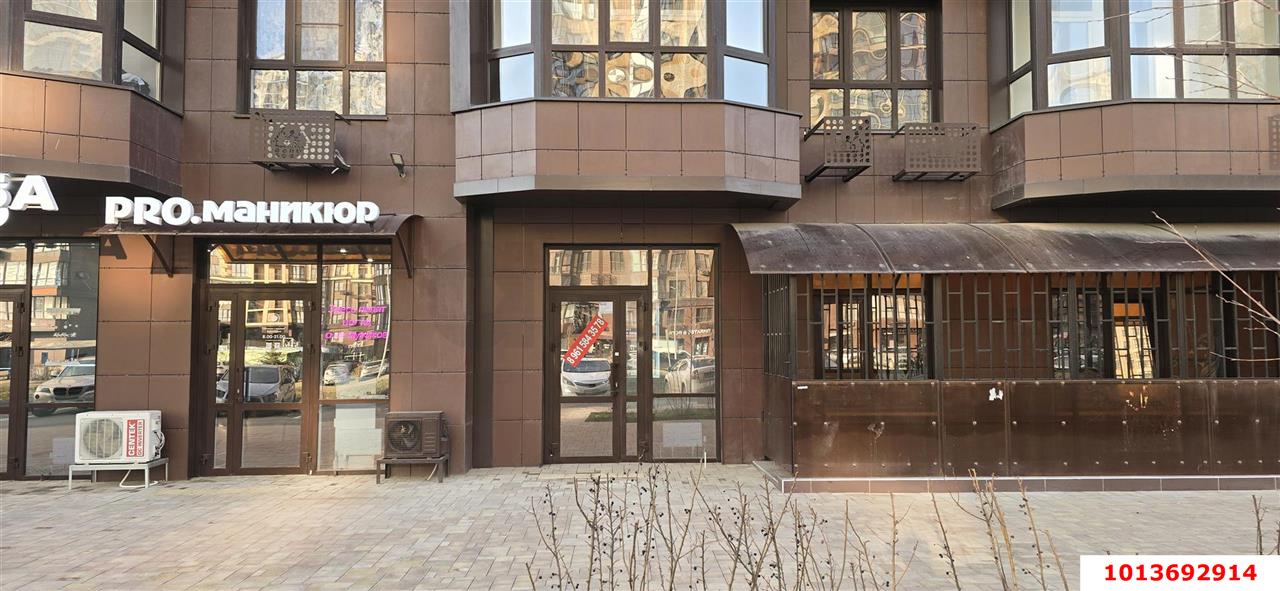 Фото №1: Торговое помещение 73&nbsp;м², 1/16&nbsp;эт. - Краснодар, Прикубанский внутригородской округ, мкр. Достояние, ул. Григория Булгакова, 7к1