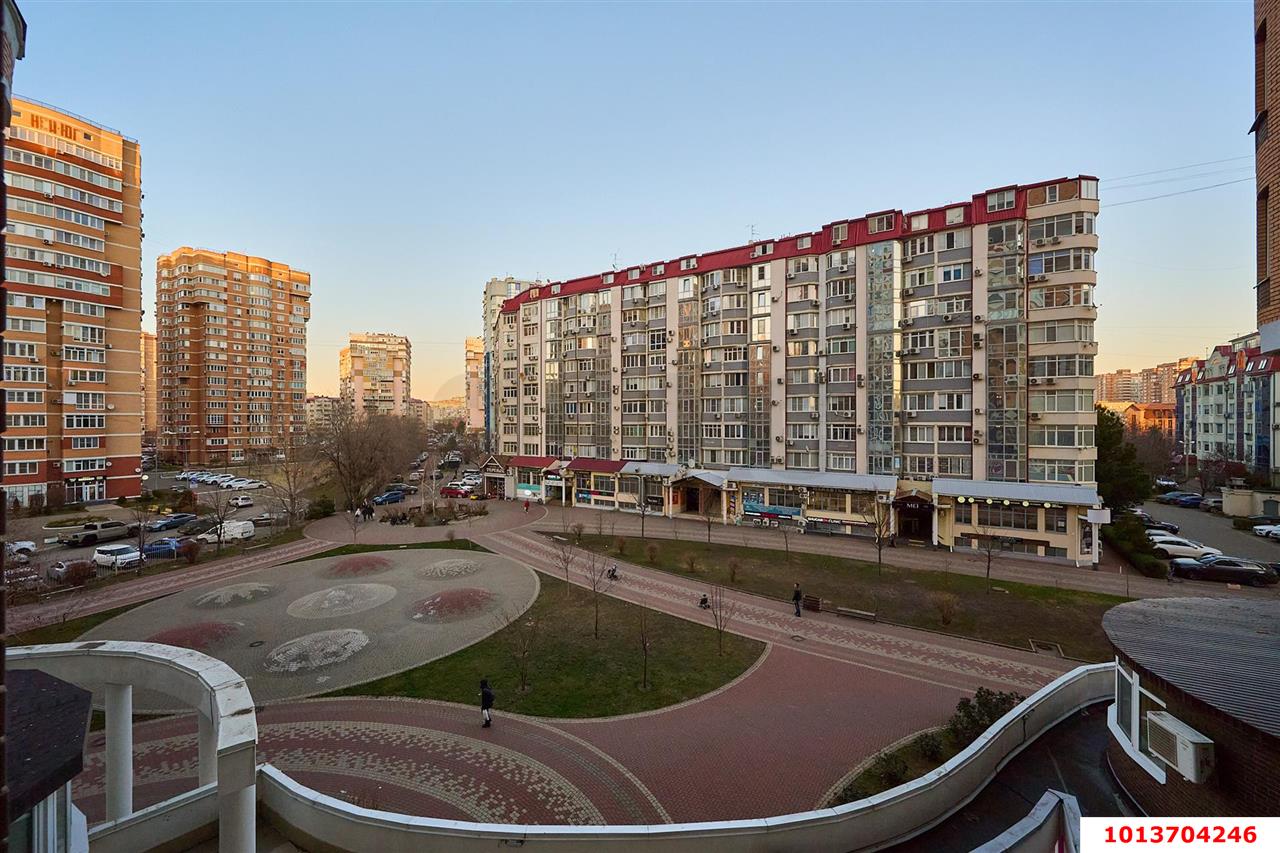Фото №17: 2-комнатная квартира 70&nbsp;м², 4/16&nbsp;эт. - Краснодар, Прикубанский внутригородской округ, Фестивальный, мкр. Солнечный, ул. Казбекская, 18