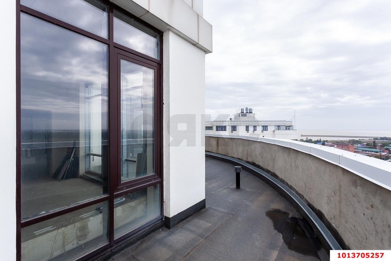 Фото №8: Пентхаус 142&nbsp;м², 20/20&nbsp;эт. - Краснодар, Карасунский внутригородской округ, Пашковский, мкр. жилой комплекс Империал, ул. Бородинская, 137/1