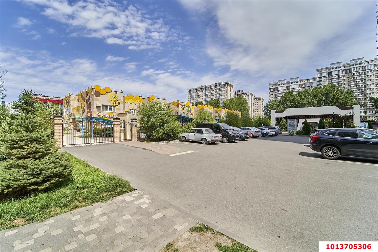 Фото №4: 3-комнатная квартира 81&nbsp;м², 3/22&nbsp;эт. - Краснодар, Прикубанский внутригородской округ, мкр. Достояние, ул. Григория Булгакова, 12к1