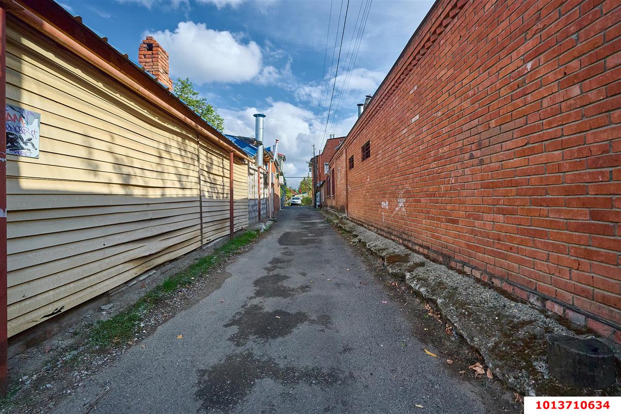 Фото №9: Дом 200&nbsp;м² + 7.13&nbsp;сот., 2&nbsp;эт. - Краснодар, Центральный внутригородской округ, мкр. Центральный, ул. Базовская, 119