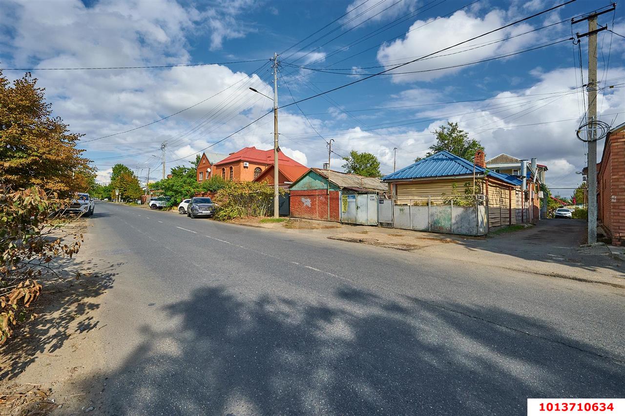 Фото №8: Дом 200&nbsp;м² + 7.13&nbsp;сот., 2&nbsp;эт. - Краснодар, Центральный внутригородской округ, мкр. Центральный, ул. Базовская, 119