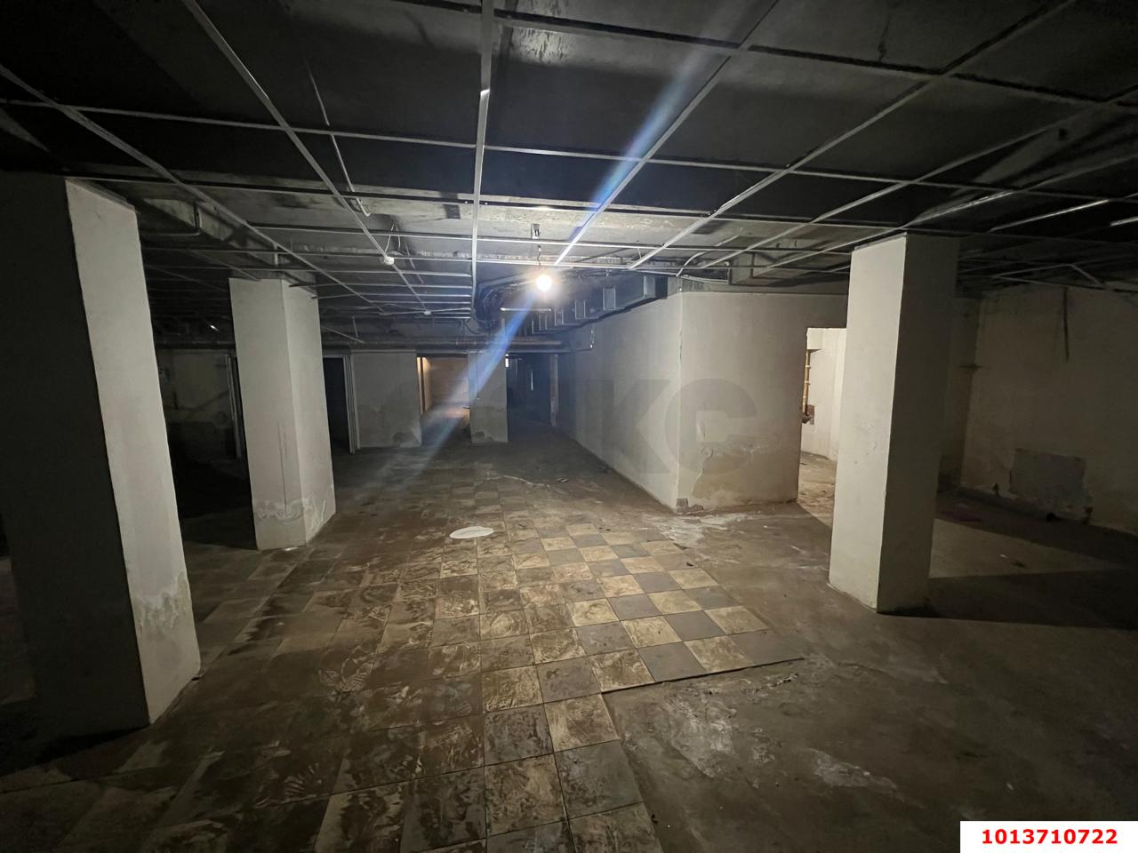 Фото №5: Торговое помещение 420&nbsp;м², 22&nbsp;эт. - Краснодар, Западный внутригородской округ, мкр. Центральный, ул. Кубанская набережная, 37/10