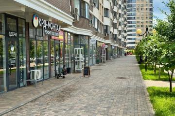 Фото №1: Торговое помещение 89&nbsp;м², 1/19&nbsp;эт. - Краснодар, мкр. жилой комплекс Атлант, ул. Адмирала Крузенштерна, 6/3