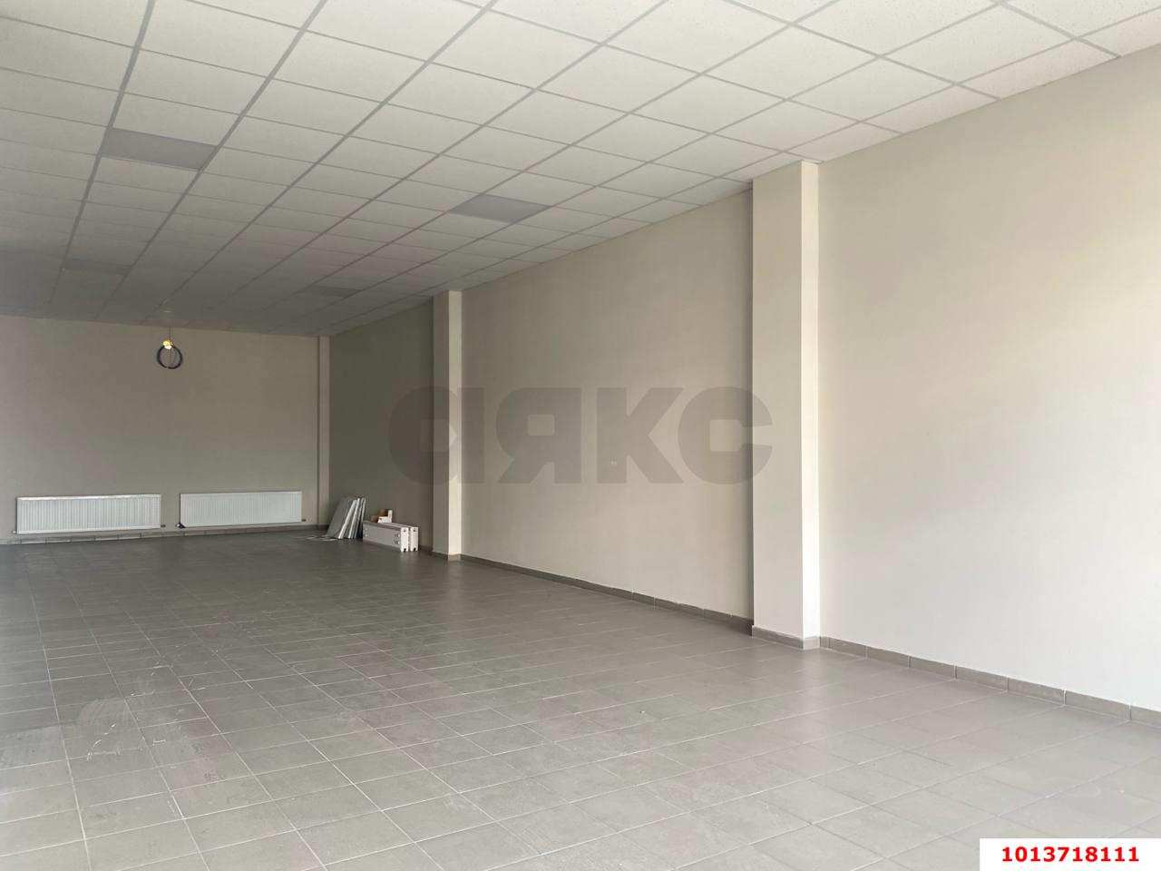 Фото №9: Торговое помещение 350&nbsp;м², 2/2&nbsp;эт. - Новая Адыгея, ул. Кубанская, 3/2