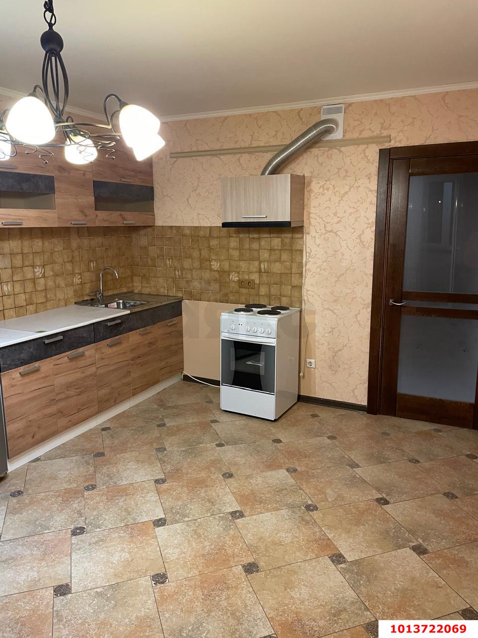 Фото №1: 2-комнатная квартира 74&nbsp;м², 1/14&nbsp;эт. - Краснодар, Прикубанский внутригородской округ, мкр. Фестивальный, ул. Совхозная, 20