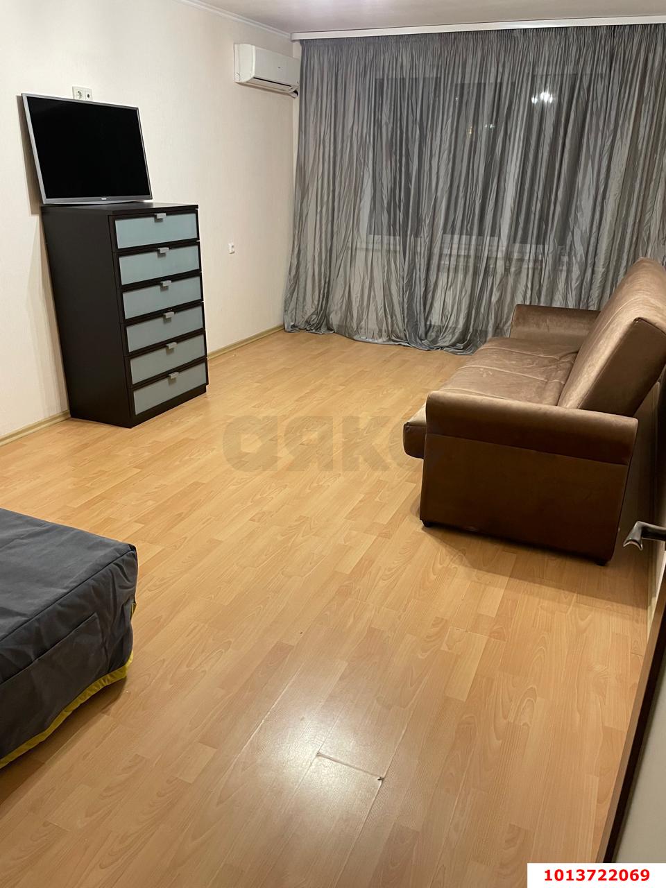 Фото №6: 2-комнатная квартира 74&nbsp;м², 1/14&nbsp;эт. - Краснодар, Прикубанский внутригородской округ, мкр. Фестивальный, ул. Совхозная, 20