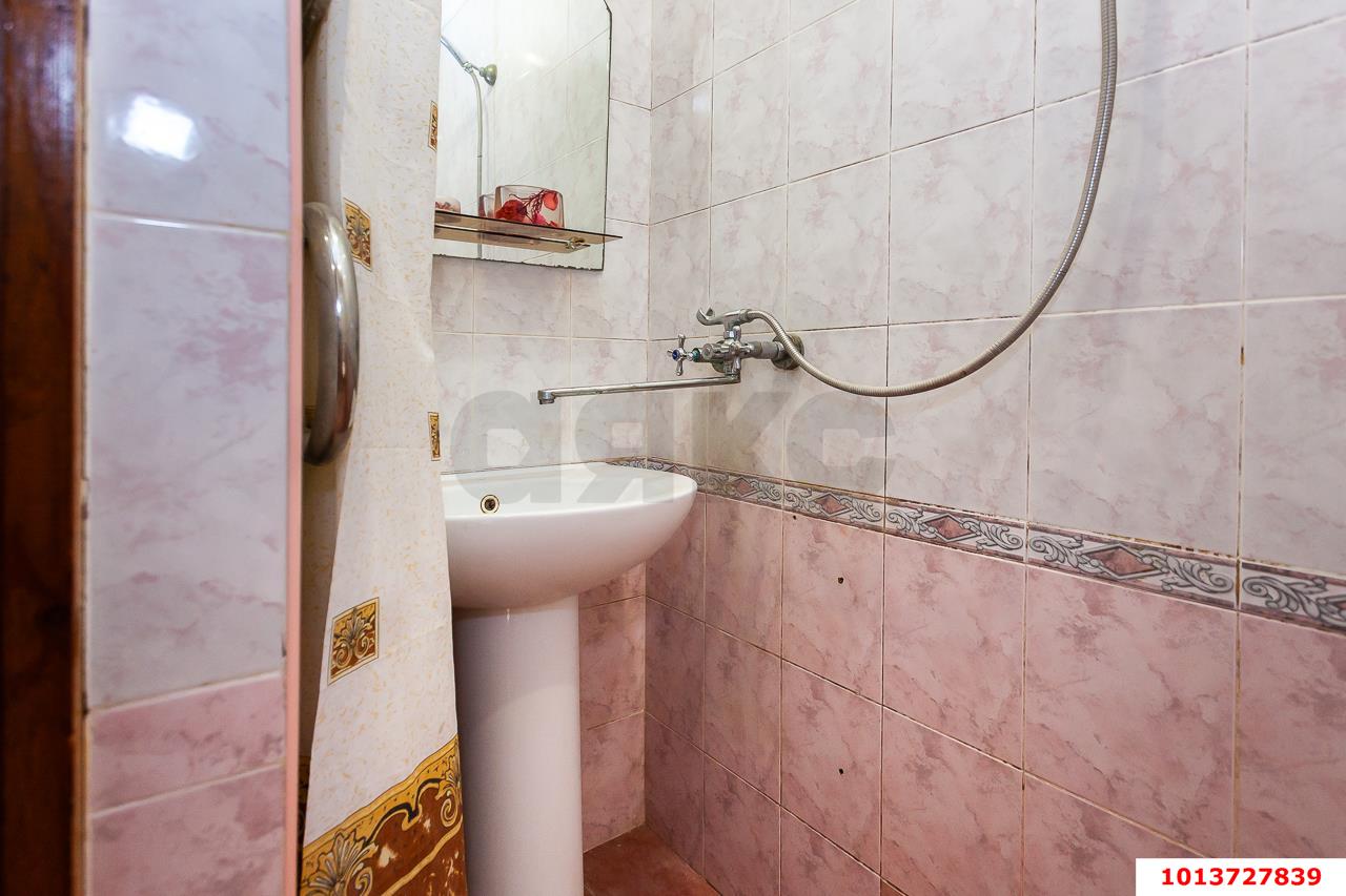 Фото №9: Дом 43&nbsp;м² + 1.5&nbsp;сот., 1&nbsp;эт. - Краснодар, Центральный внутригородской округ, мкр. Дубинка, ул. 6-я Линия Поймы реки Кубань, 52