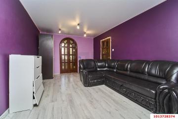Фото №1: 3-комнатная квартира 100 м², 2/9 эт. - Краснодар, мкр. Краевая Клиническая Больница, ул. 1 Мая, 47/1