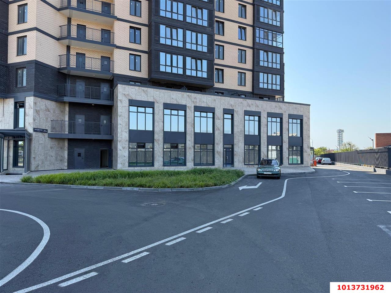 Фото №4: Отдельное здание 222&nbsp;м², 1/12&nbsp;эт. - Яблоновский, мкр. жилой комплекс Вектор, ул. Базовская, 21